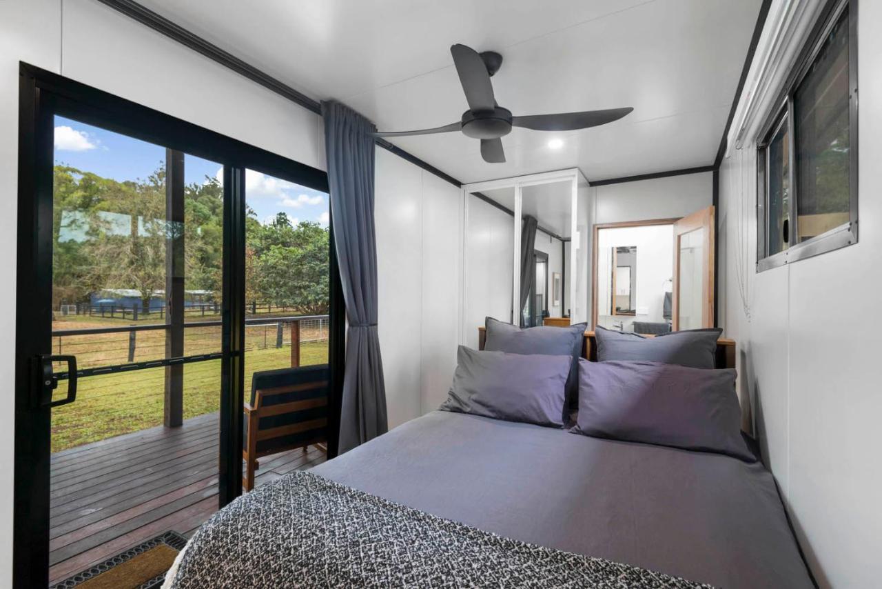 Contained In Nimbin Accommodation ภายนอก รูปภาพ